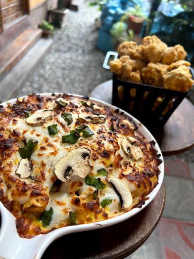 عکس رستوران و کافه شب خاطره ها