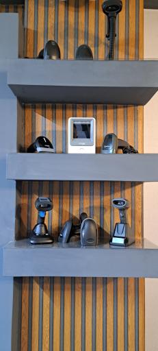 عکس نمایندگی تجهیزات فروشگاهی و اداری دکان چین