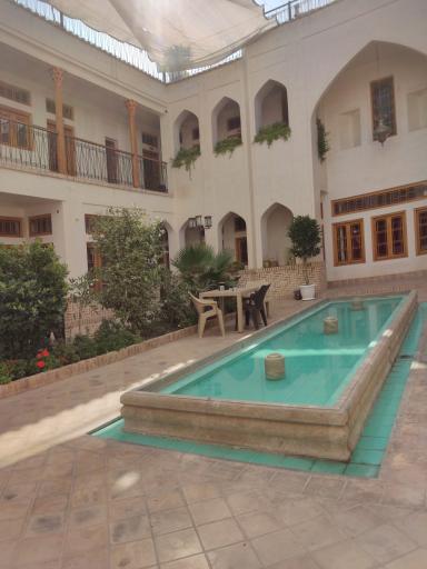 عکس هتل ساباط