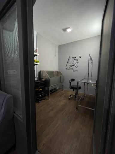 عکس کلینیک حیوانات خانگی امید