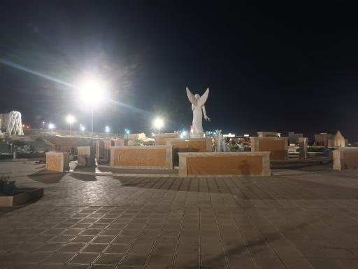 عکس بنای یادبود مقام مادر 