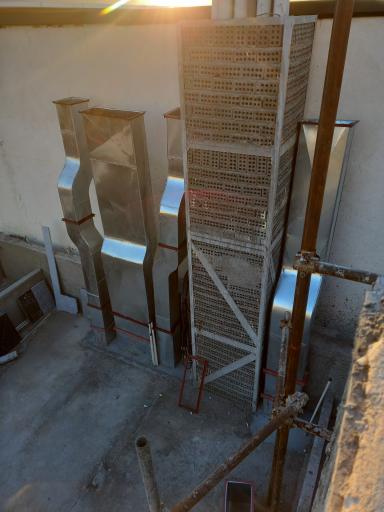 عکس کانال سازی دراصفهان   علیمرادی