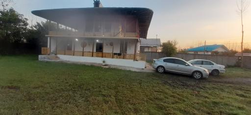 عکس تالار خانه سنتی خیرخواه
