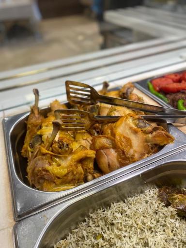 عکس رستوران گلستان