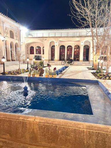 عمارت زرتاج
