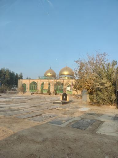 سر درب تاریخی مجموعه امامزاده اسماعیل و شمس الدّین ع 