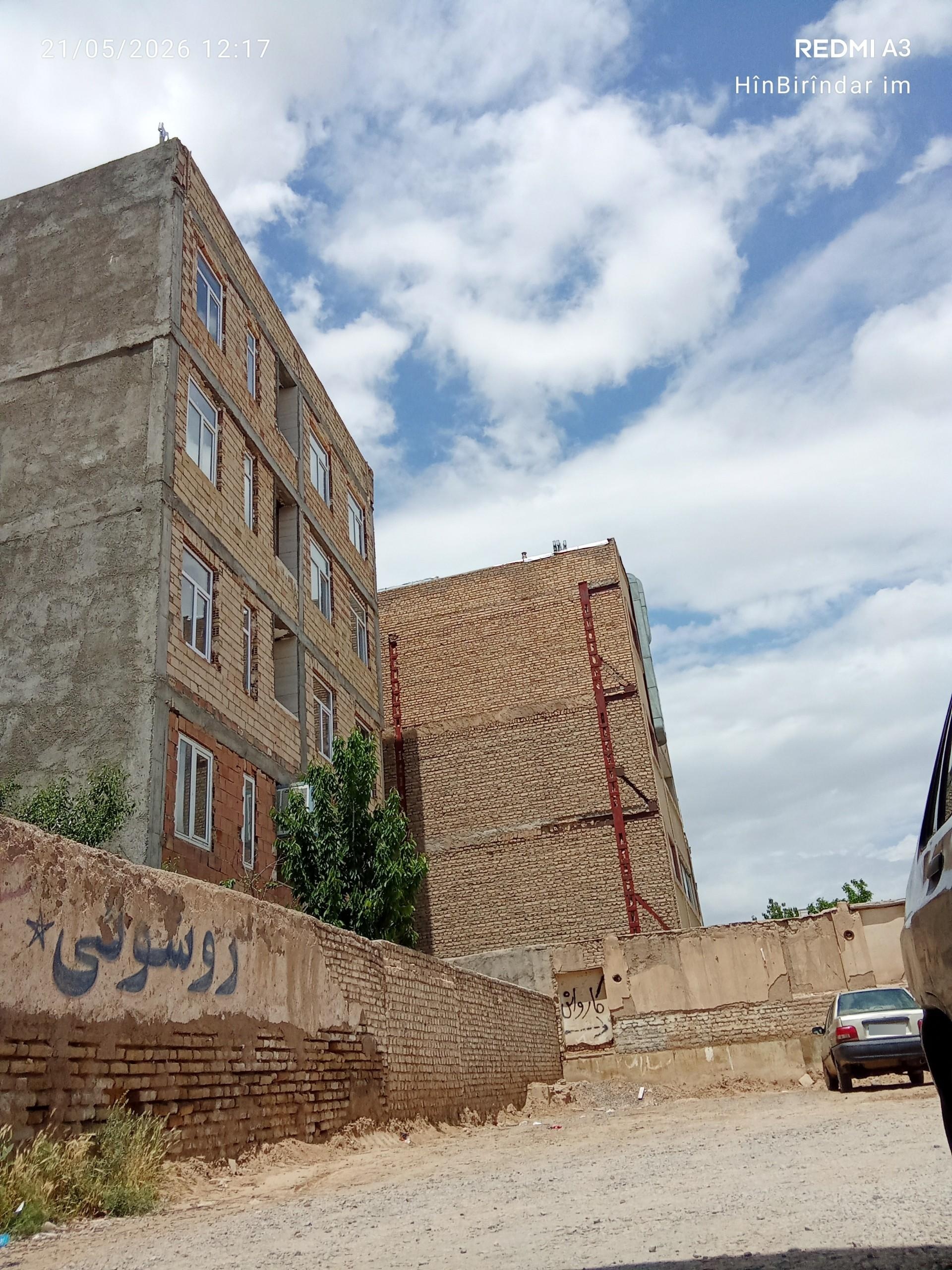 عکس پارکینگ عمومی شهید مطهری