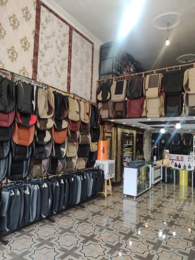 عکس شیشه دودی و روکش صندلی تاپ اسپرت