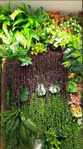 عکس دنیای چمن مصنوعی مدرس