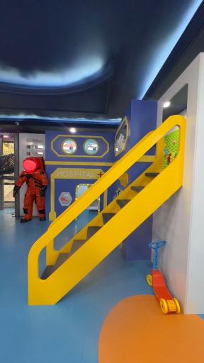 عکس خانه بازی دادلی