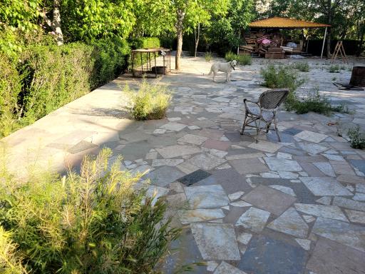 عکس باغ تالار گلسرخ