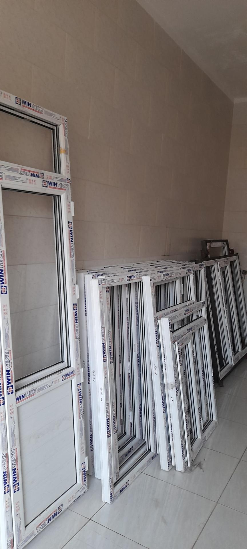 عکس فروشگاه درب ضدسرقت، چوبی و UPVC