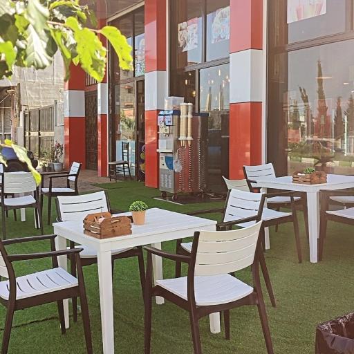 عکس کافه فست فود استار باکس