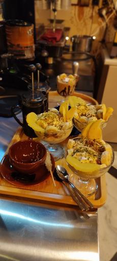 عکس کافه فست فود استار باکس