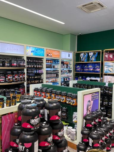 عکس داروخانه شبانه روزی رویال