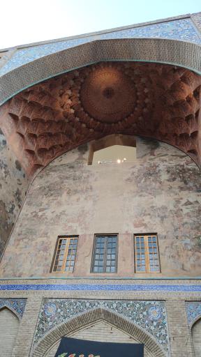 عکس سردر قیصریه