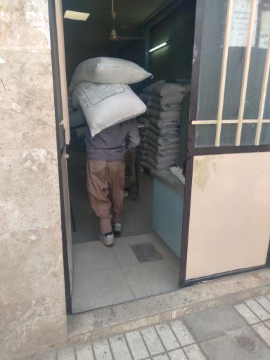 عکس نانوایی بربری ۴۴۵۵