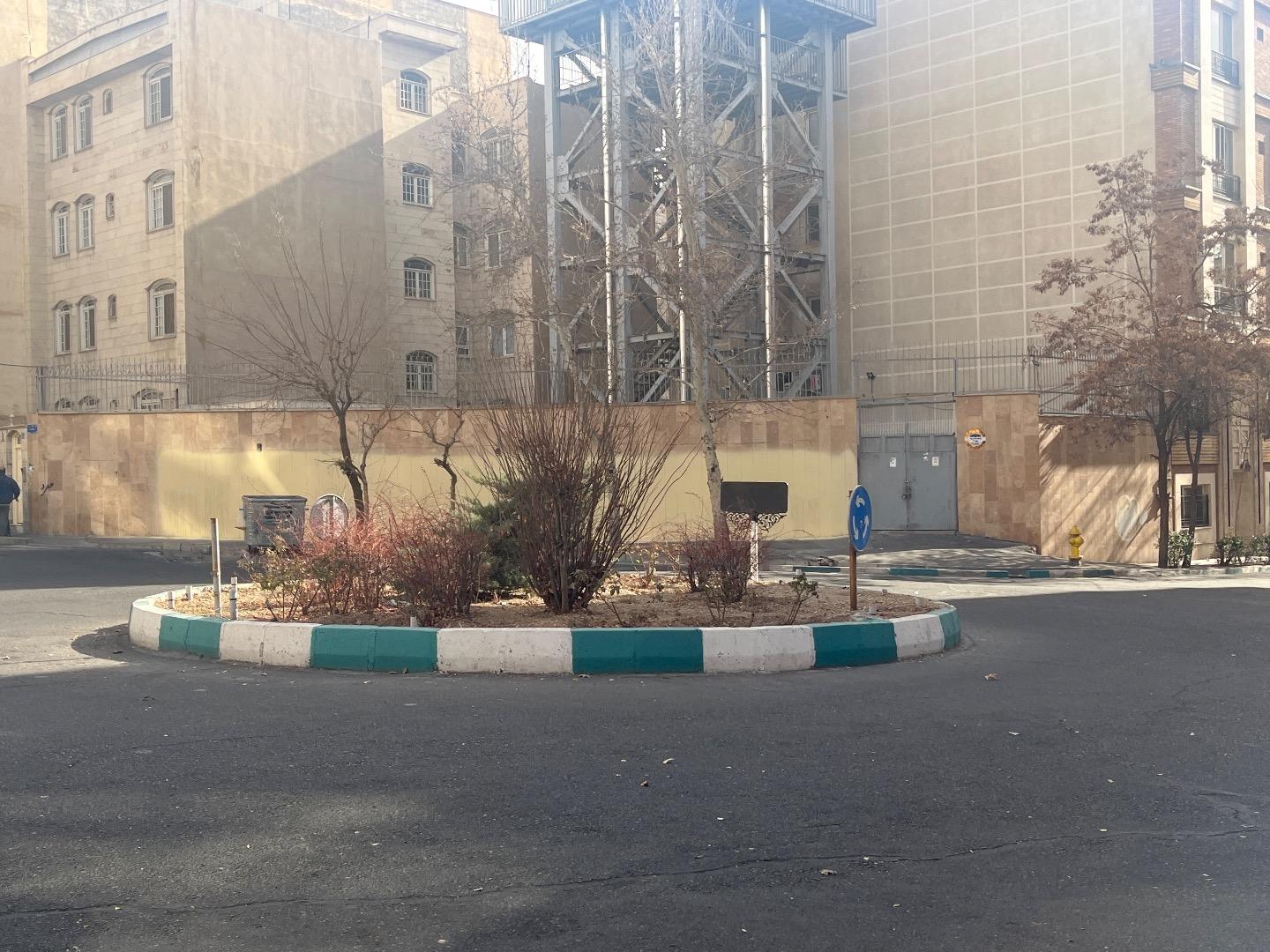 عکس میدان نسترن