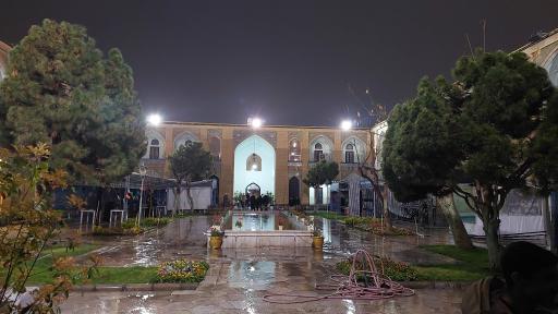 عکس مدرسه علمیه خیرات خان (مؤسسه عالی فقاهت عالم آل محمد (ع)