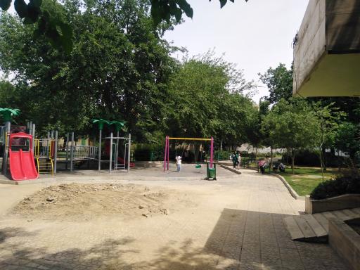 عکس زمین بازی کودکان 