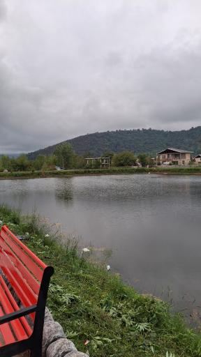 عکس آبگیر کوچکام