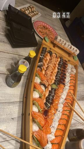 عکس فروشگاه آنلاین بی شاپ