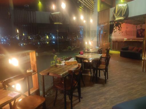 عکس کافه نادری