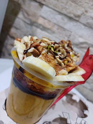 عکس آبمیوه و بستنی مانی ما