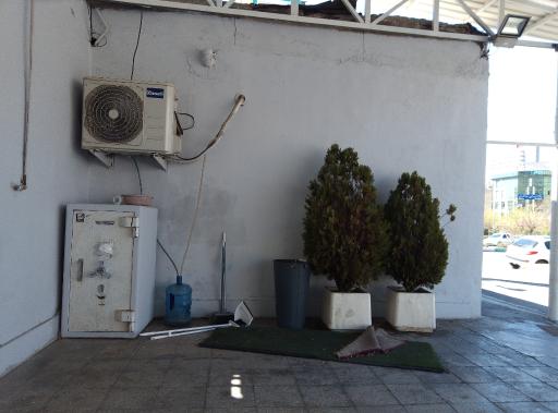 عکس نیک آرمان نمایندگی فردا موتورز