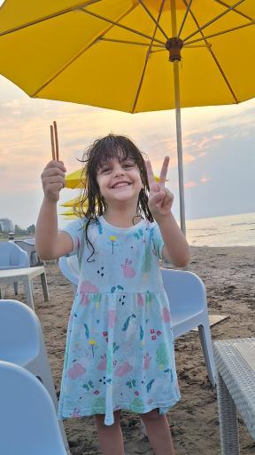 عکس پلاژ تفریحی و ساحلی تسلا