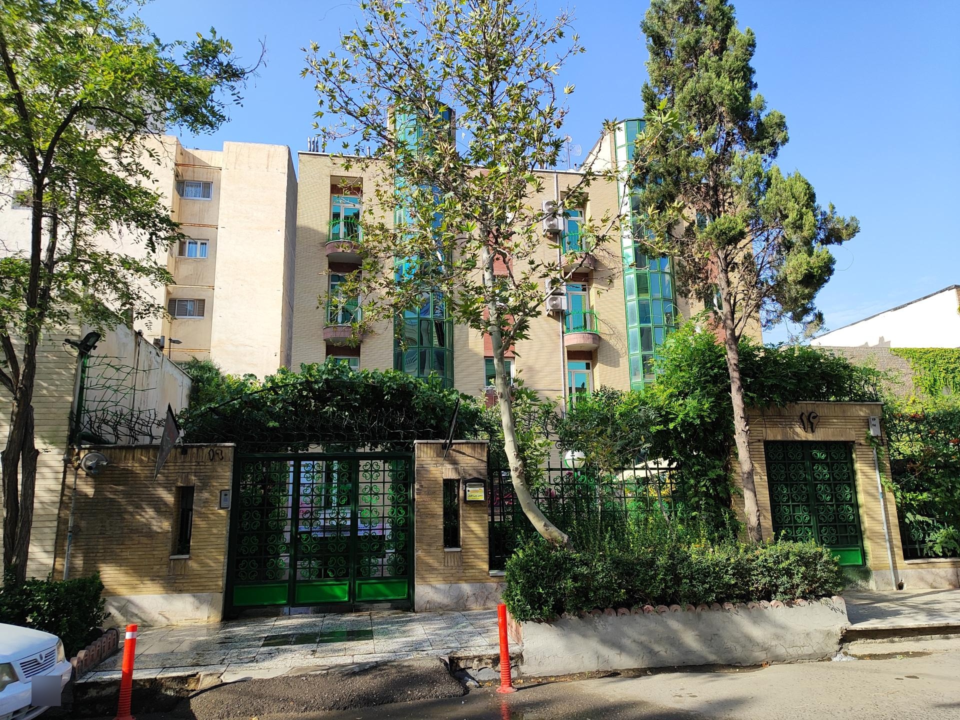 عکس کانونسرای کانون پرورش فکری کودکان و نوجوانان