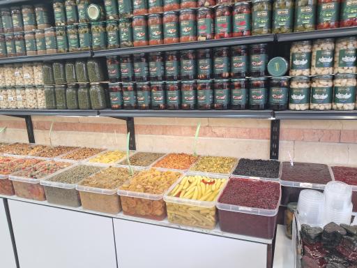 عکس ترشیجات کشاورز