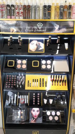 عکس لوازم آرایشی آوا