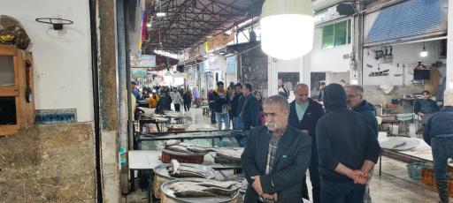 عکس بازار ماهی فروشان تنکابن