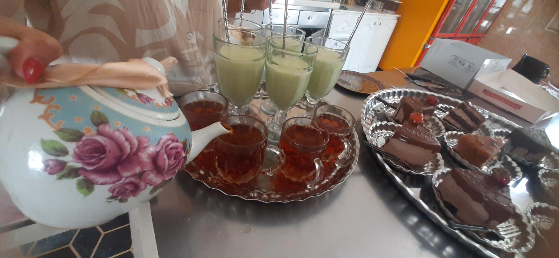 عکس باغچه رستوران قاجاری