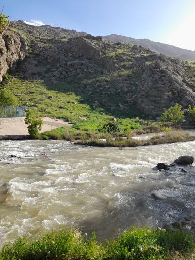 عکس غار سراب گاماسیاب نهاوند