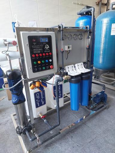 عکس شرکت دلفین دریای آرام