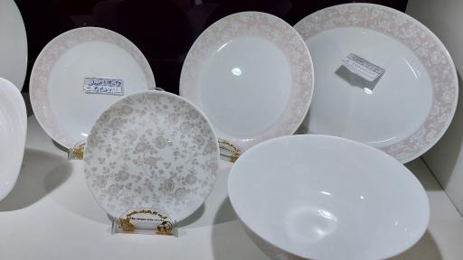 عکس فروشگاه مرکزی گروه کارخانجات مقصود