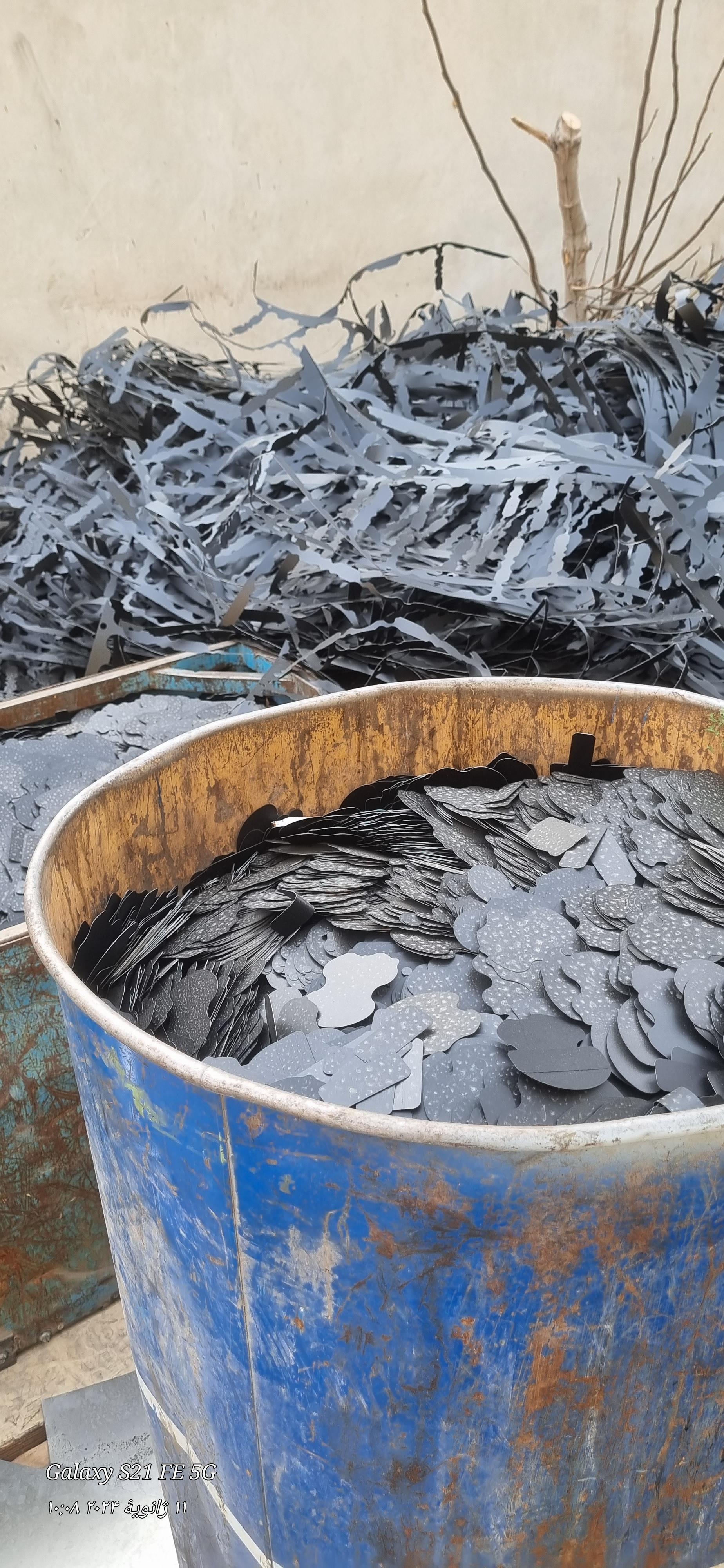 عکس انبار ضایعات رضا ولی پور