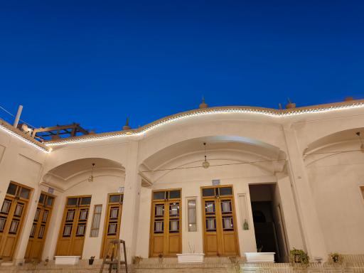 عکس اقامتگاه سنتی تقی‌خان