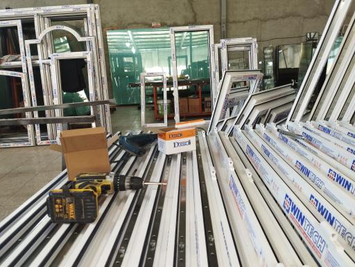 عکس پنجره  دوجداره سهند 