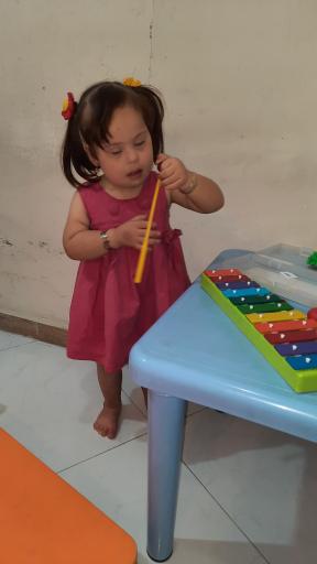 عکس کلینیک کاردرمانی ققنوس مشهد