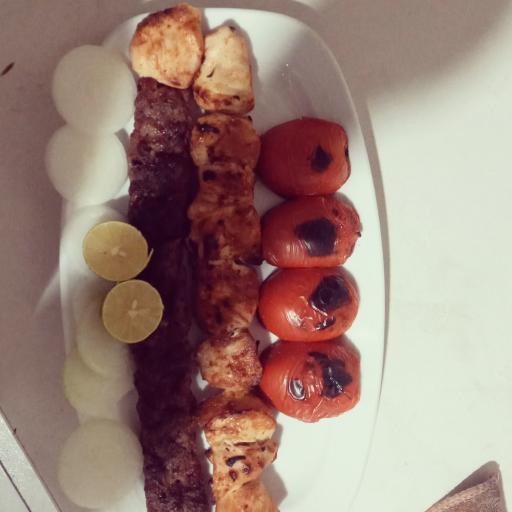 عکس سفره خانه طبیعت آستارا