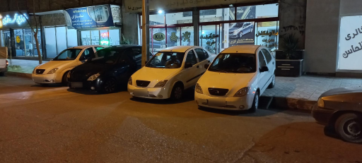 عکس نمایشگاه اتومبیل مرکزی تایباد