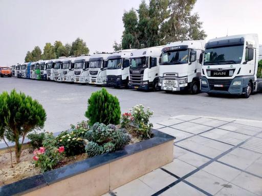 عکس نمایشگاه جاده رانان (مقدسی و رضائی)