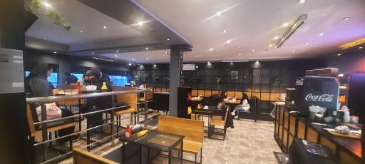 عکس فست فود شیلا (شعبه میدان ولیعصر)