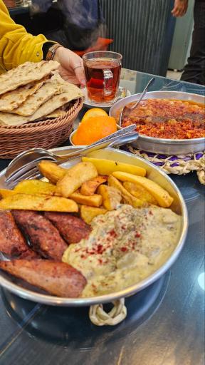 عکس کافه نیمکت