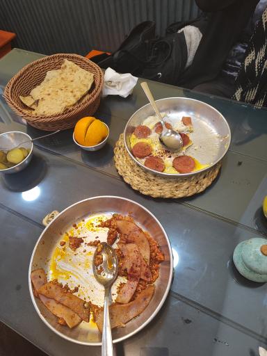 عکس کافه نیمکت