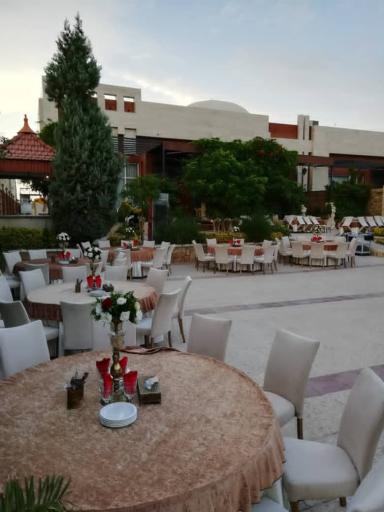تالار و باغسرای VIP آلنوش