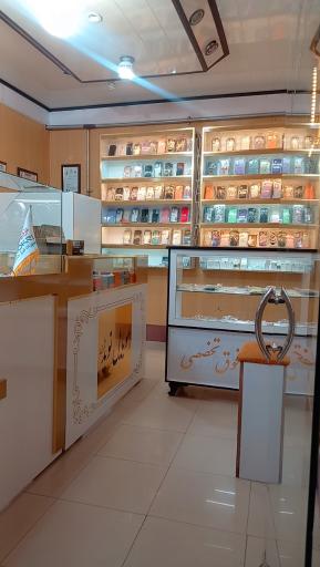 عکس تعمیرات موبایل نوید شکری